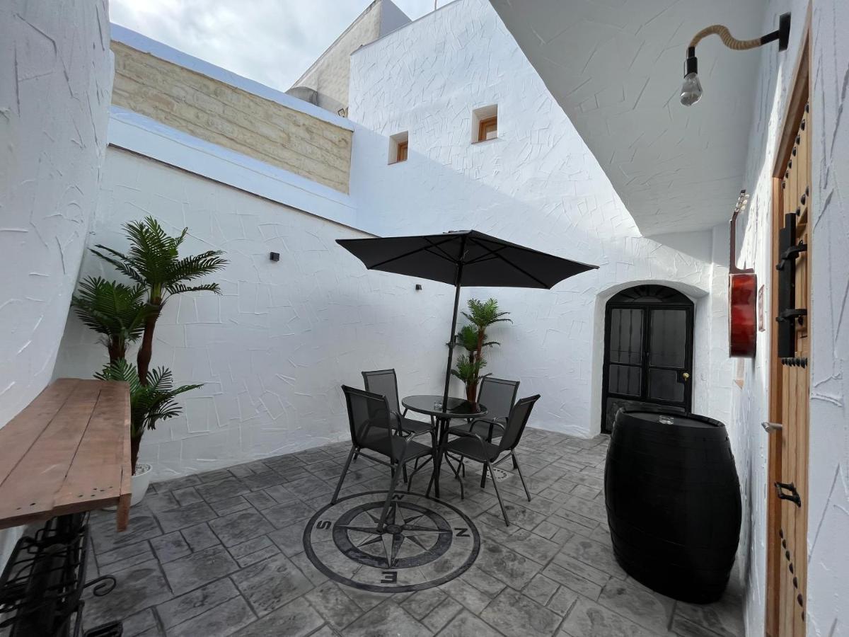 Apartamento La Lola - Patio Privado 赫雷斯 外观 照片
