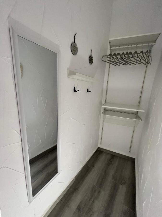 Apartamento La Lola - Patio Privado 赫雷斯 外观 照片