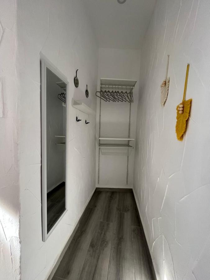 Apartamento La Lola - Patio Privado 赫雷斯 外观 照片