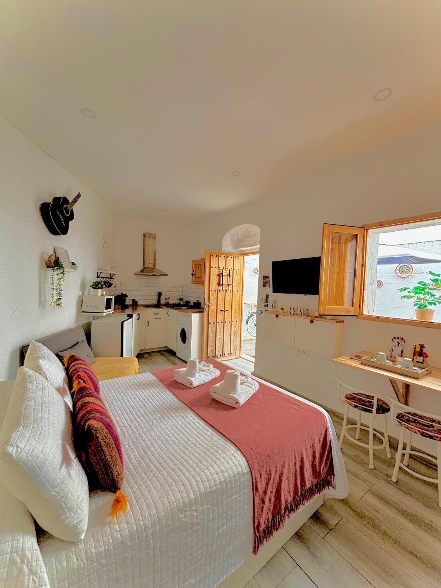 Apartamento La Lola - Patio Privado 赫雷斯 外观 照片